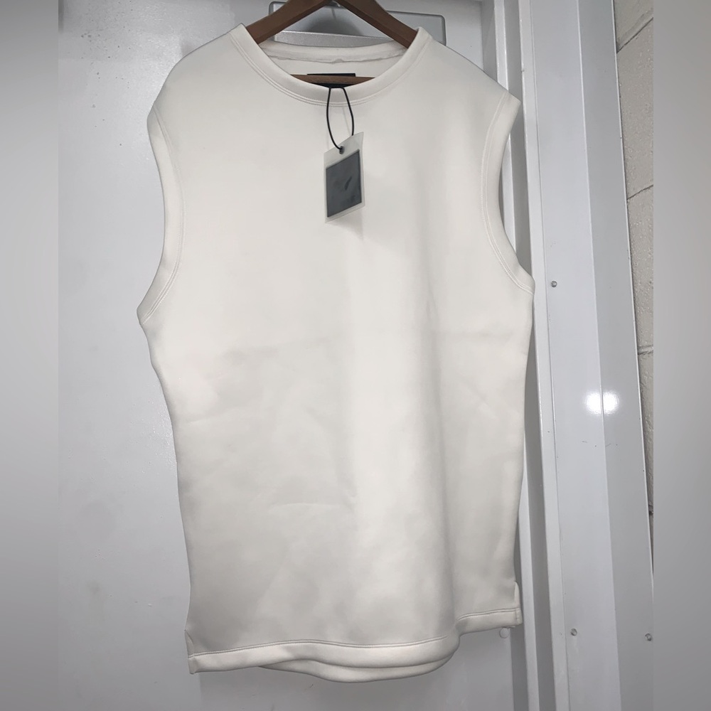 Rocnation vest